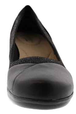 Clarks Of England Clarks Emily Alexa Black Leather Pumps Women's