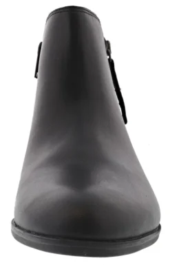 Clarks Of England Clarks Women's Adreena Hope Casual Ankle Boots