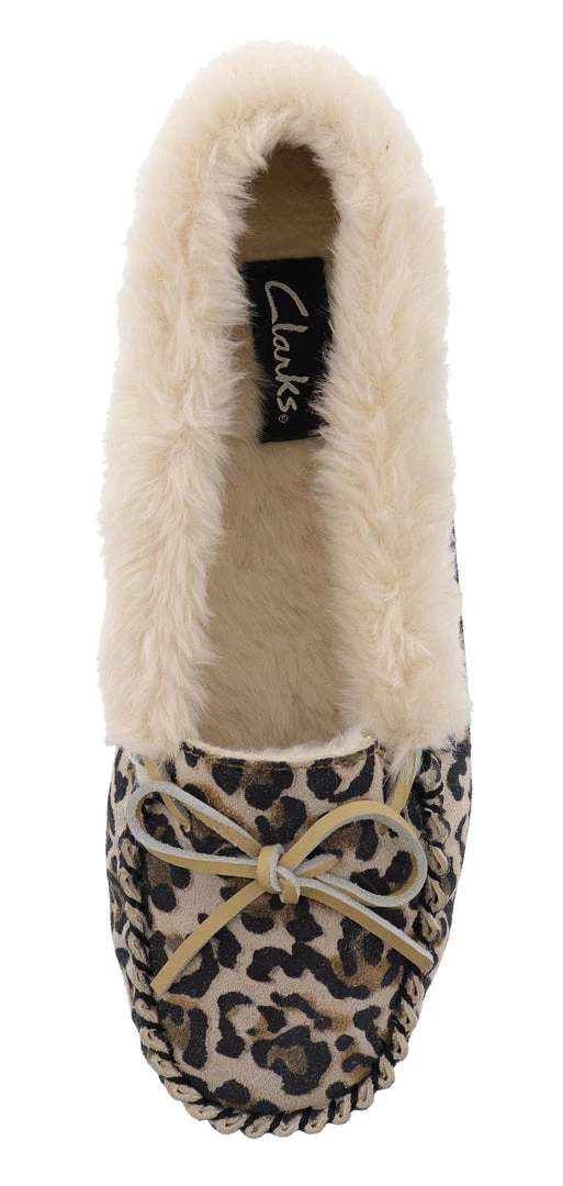 Clarks Of England Clarks Women's Indoor Outdoor Mocassin Slippers Dolly 8 Clarks Of England Clarks Women's Indoor Outdoor Mocassin Slippers Dolly