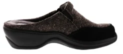 Softwalk Women's Alcon Narrow Width Slip On Clogs