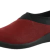 Clarks Of England Clarks Women Sillian Greer Red Slip On Casual Shoes