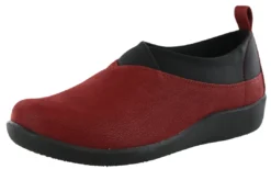 Clarks Of England Clarks Women Sillian Greer Red Slip On Casual Shoes